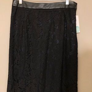 Lace pencil skirt